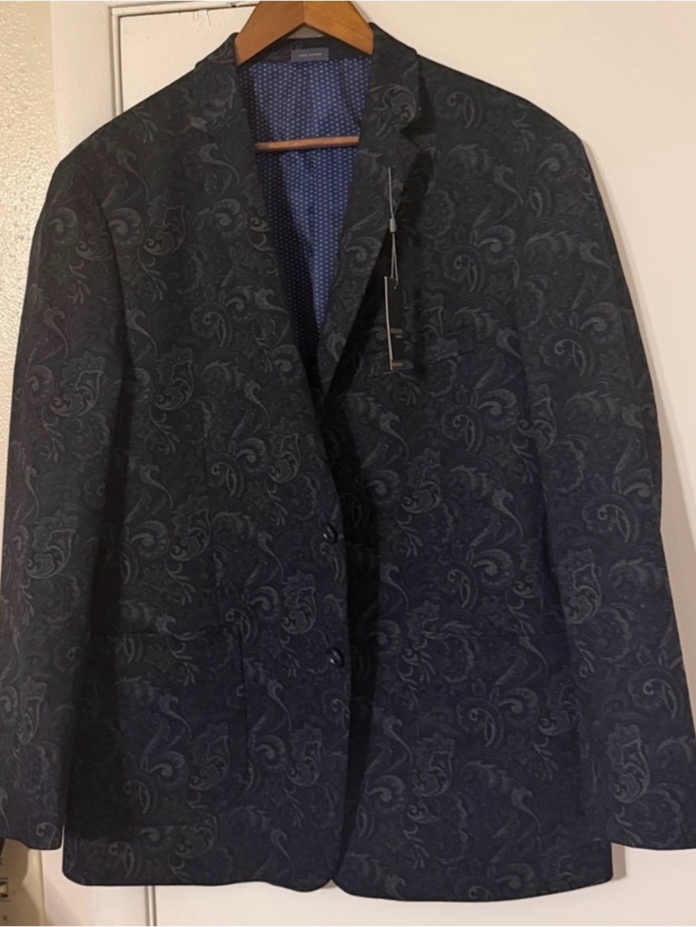 Madison modern fit men’s paisley dinner jacket sz 44R / NEW